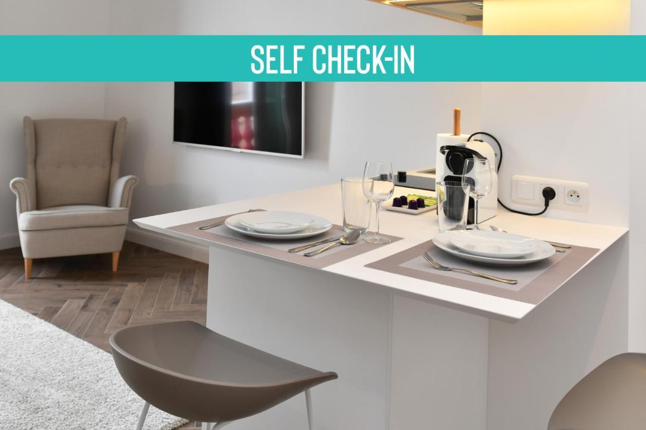 1 Bedroom Apartment Next To Monaco Босолей Экстерьер фото